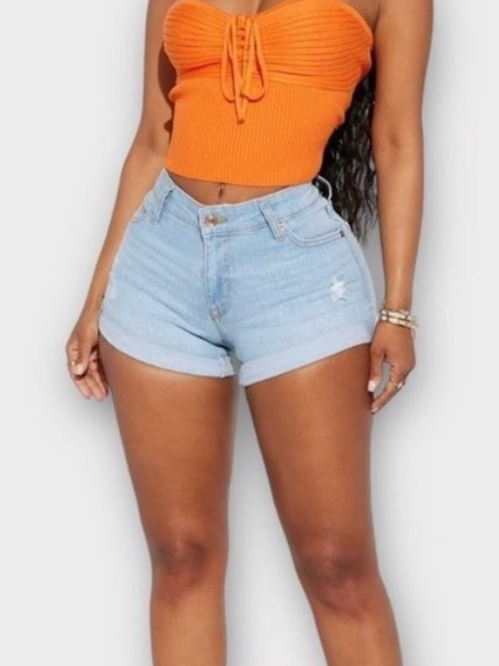Fashion Nova Mid Rise Stretch Denim Shorts in Light Blue Wash Size 5 NWT